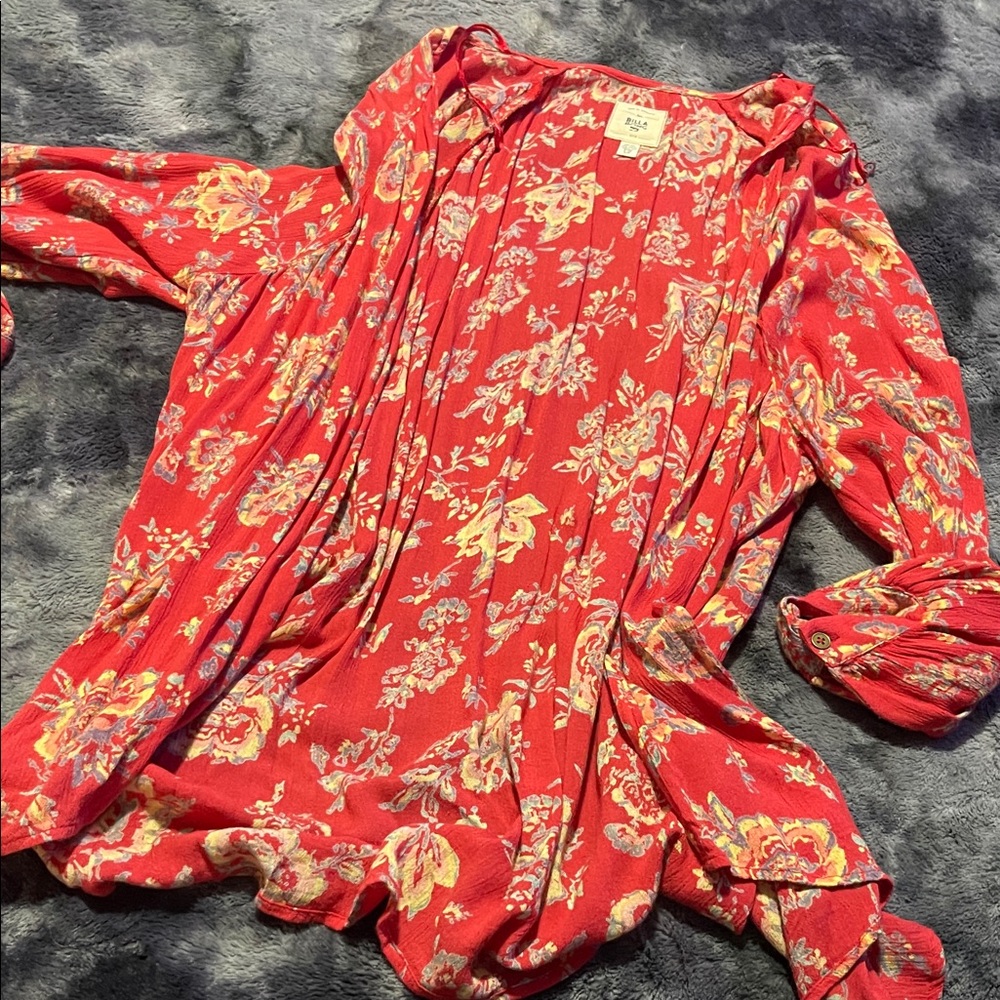Billabong Red Floral Women's Overlayer